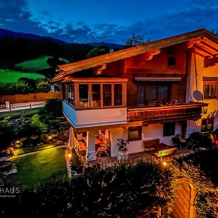 Ferienwohnung an der Familienabfahrt Brixen im Thale Exterior foto